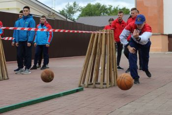 Настольный футбол и боулинг – как курсанты и студенты провели эти выходные