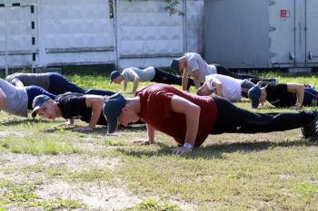 Первокурсники прошли испытания на право ношения берета