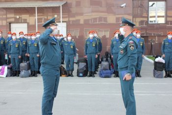 Первокурсники прибыли на территорию института