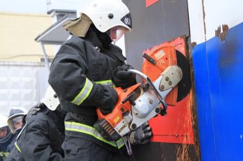 На территории учебного центра прошли соревнования по профессиональному мастерству пожарных 