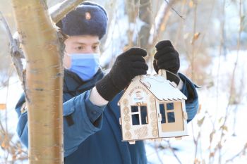 Курсанты и студенты совершили 10 000 добрых дел в честь Дня добровольца