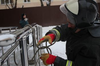 Курсанты приняли участие в соревнованиях по зимнему пожарному бобслею