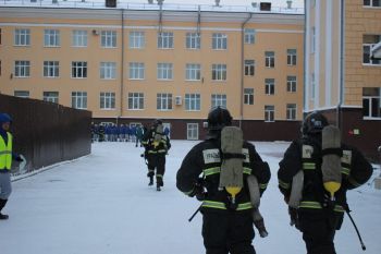 На территории Уральского института ГПС МЧС России проведены соревнования по профессиональному мастерству