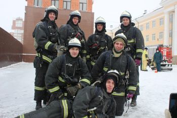 В Уральском институте ГПС МЧС России проведены пожарно-тактические соревнования 