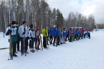 Среди курсантов и студентов института прошли лыжные гонки