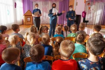 У старшекурсников проходит производственная практика в должностях надзорной деятельности