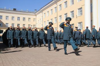 В Уральском институте ГПС МЧС России отметили годовщину образования учебного заведения