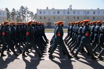 Парадные расчеты вуза приняли участие в первой гарнизонной тренировке Парада Победы 