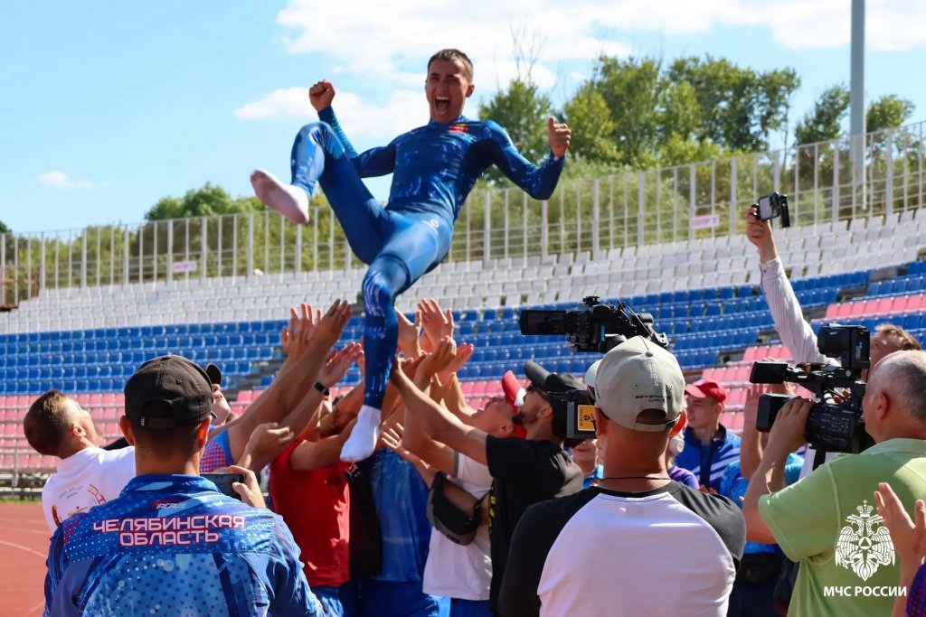 Курсант института стал чемпионом России по пожарно-спасательному спорту Курсант института стал чемпионом России по пожарно-спасательному спорту
